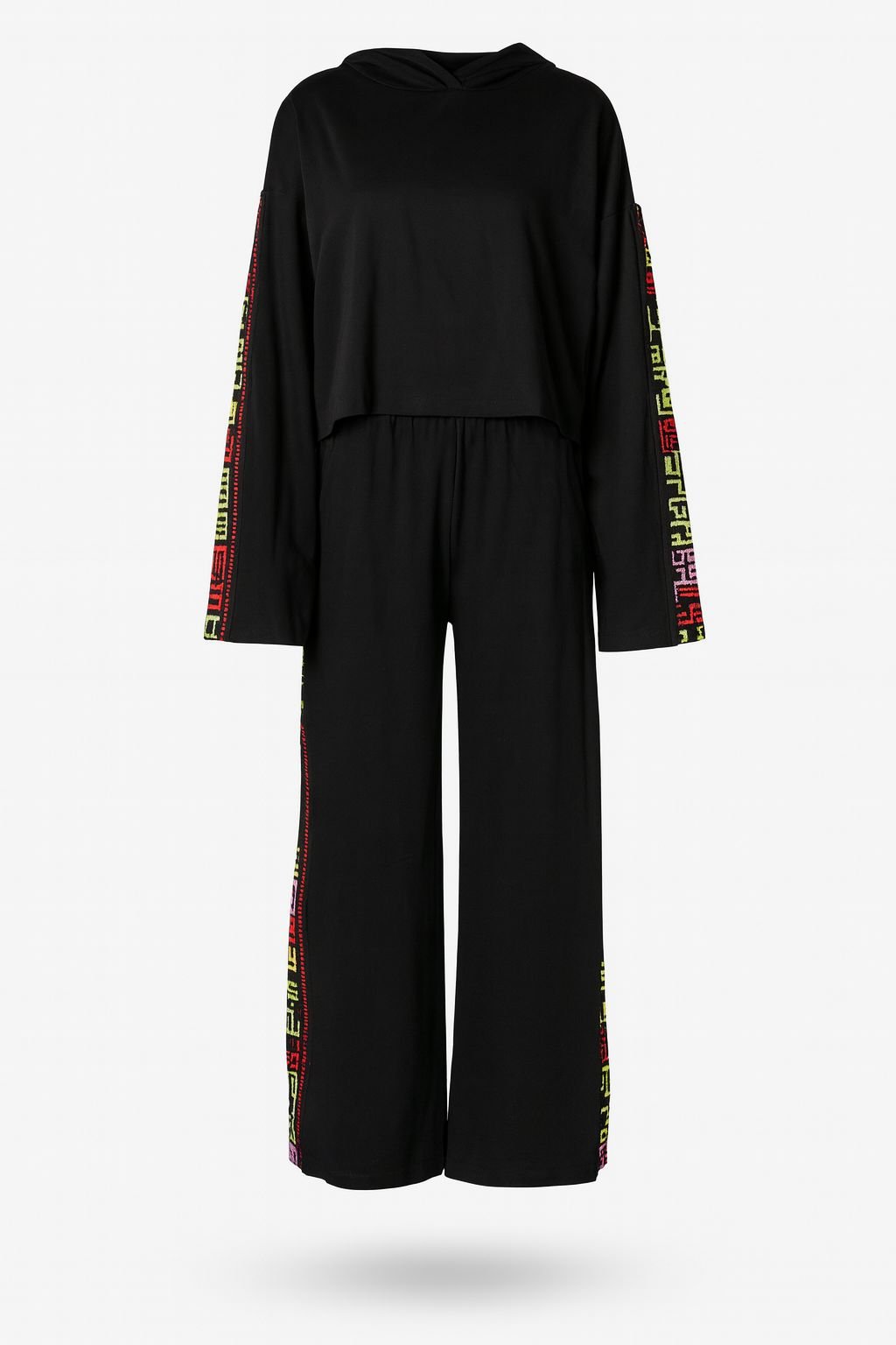 Embroidered Fall Training Set