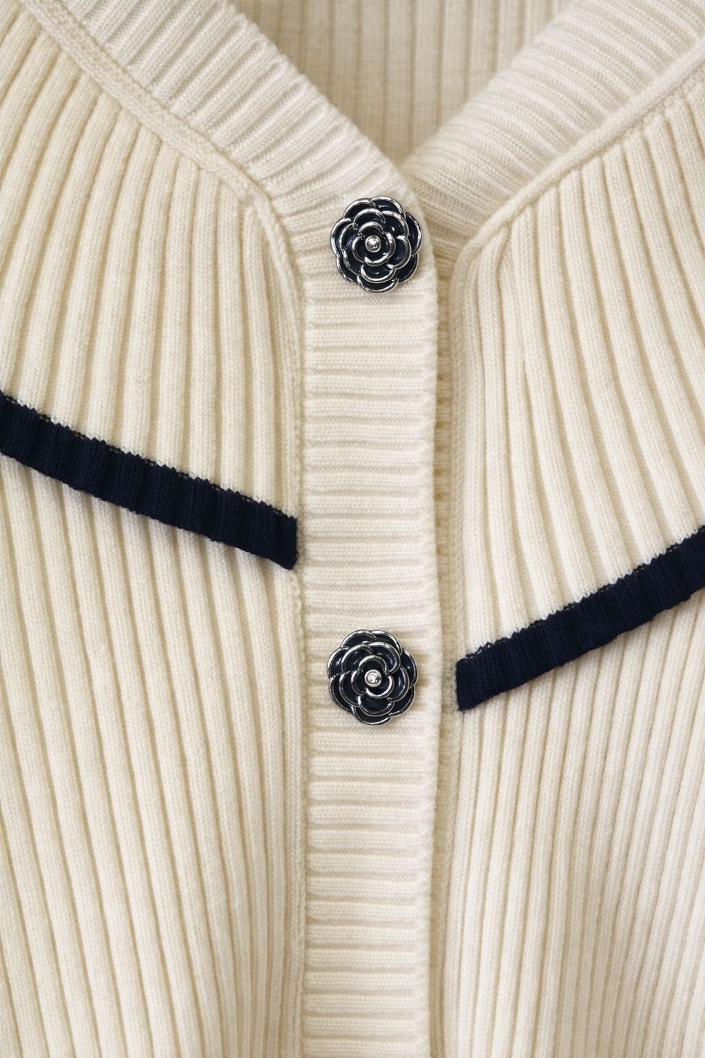 Ivory Sailor-Collar Knit Cardigan - Image 2