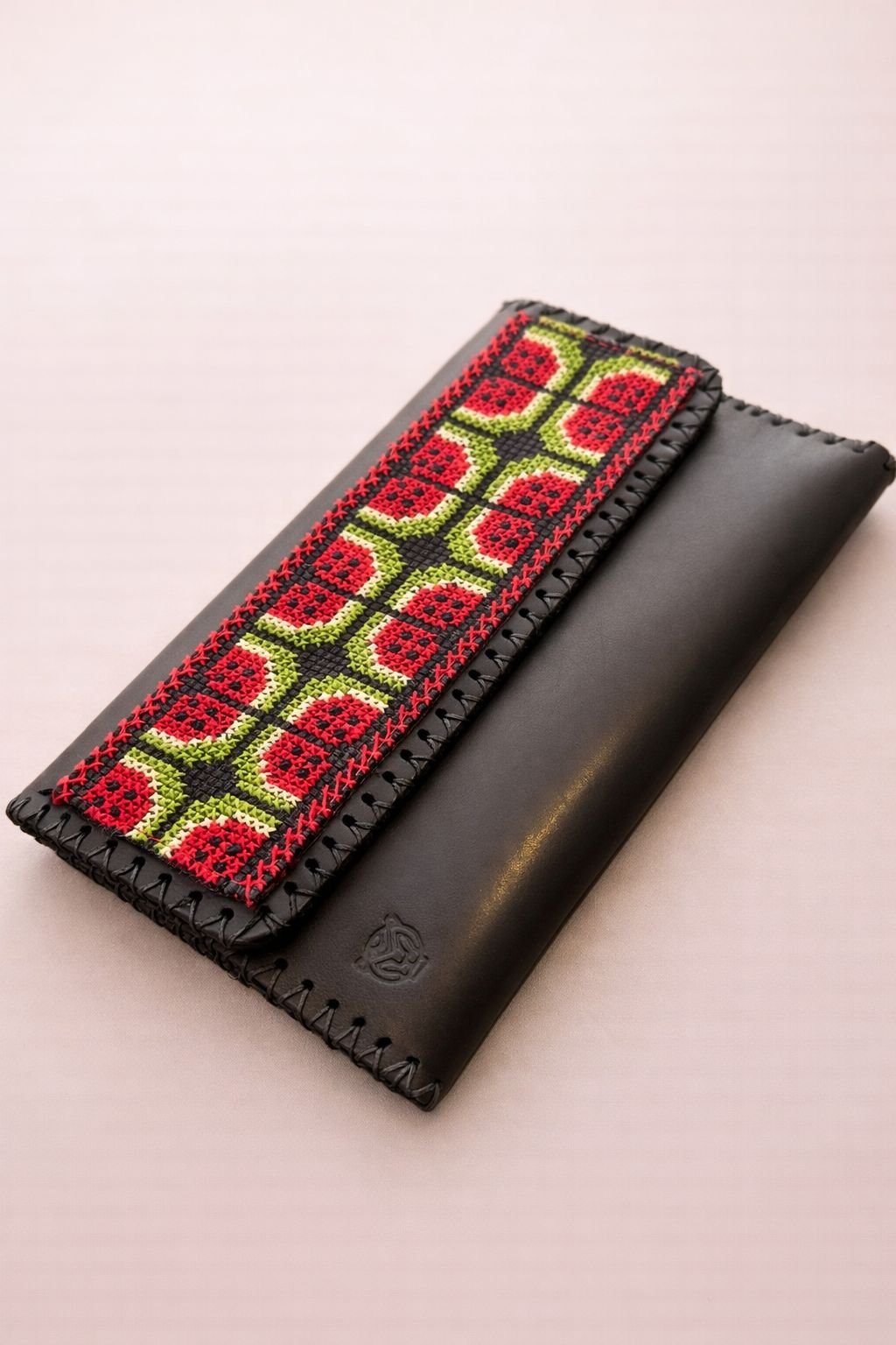 Edmonds Heritage Leather Wallet – Black & Tatreez