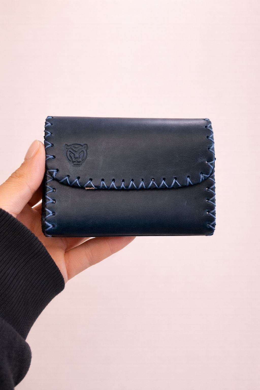 Edmonds Leather Card Holder – Midnight Blue