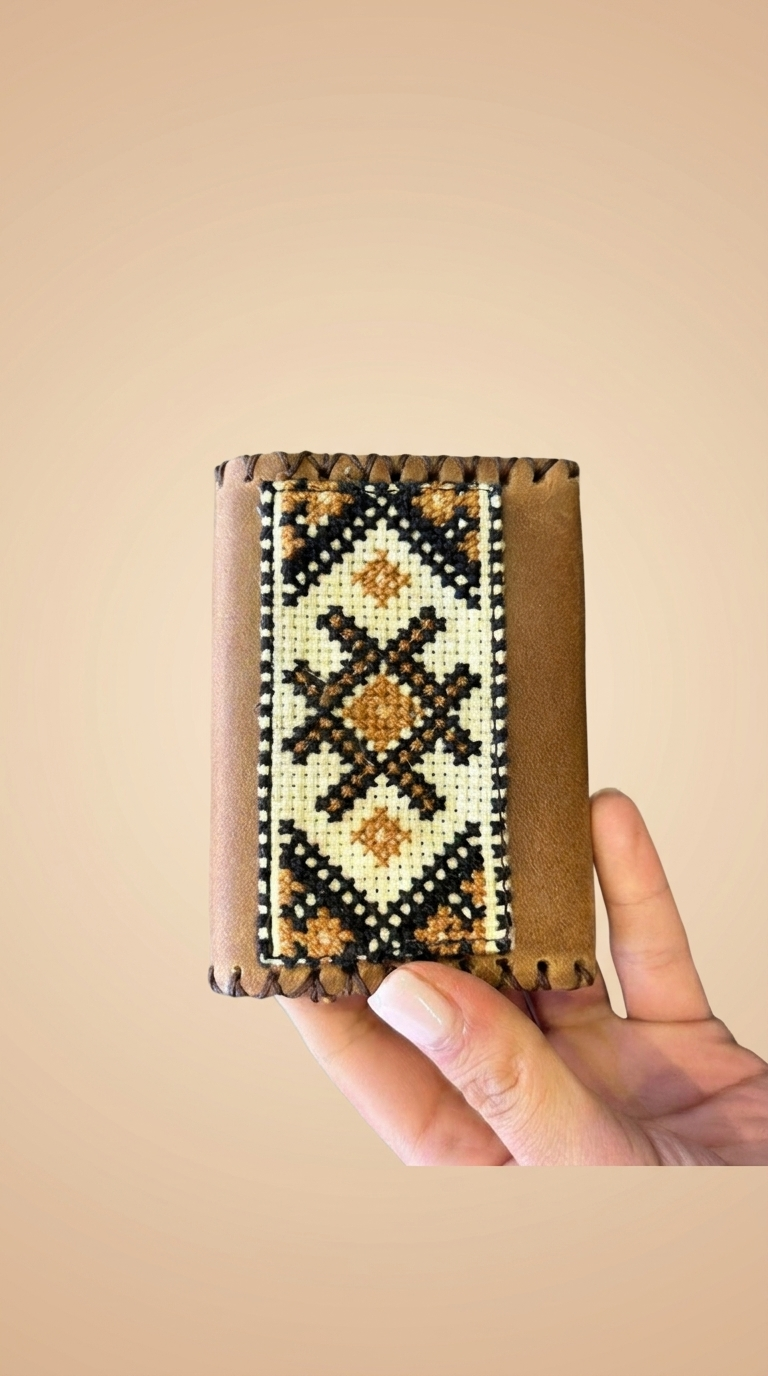 Sand Heritage Leather Card Holder