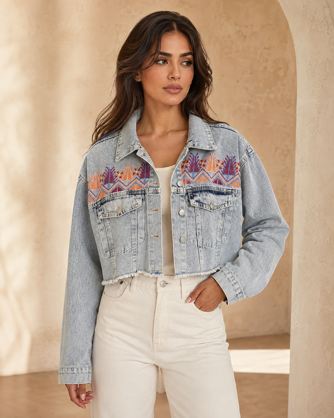 Edmonds Embroidered Cropped Denim Jacket – Light Blue