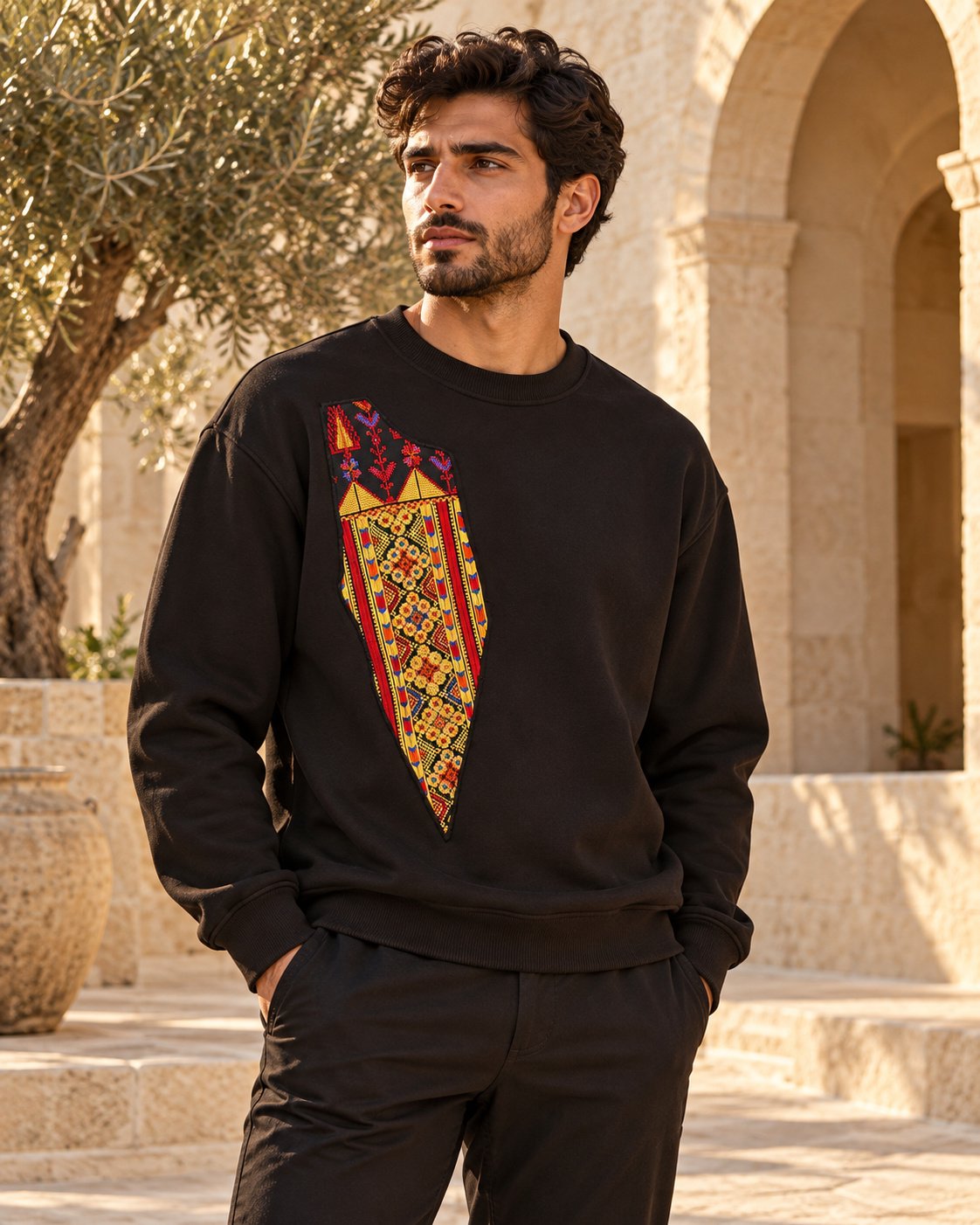 Palestine Map Tatreez Sweatshirt – Unisex